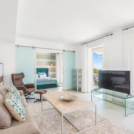 Vistas By Menorca Vacations *